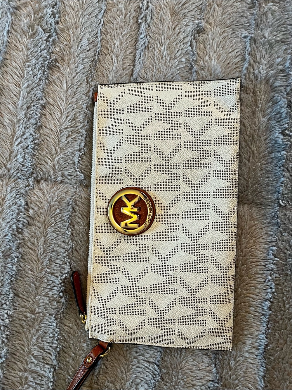 Michael Kors Cream and Brown Logo Continental Wallet with Gold MK Emblem - Picture 1 of 3